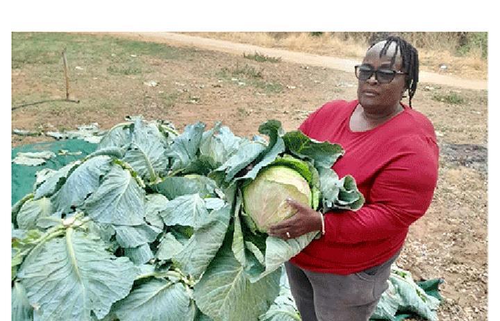Etunda farmer donates to inmates, school Etunda farmer donates to inmates, school