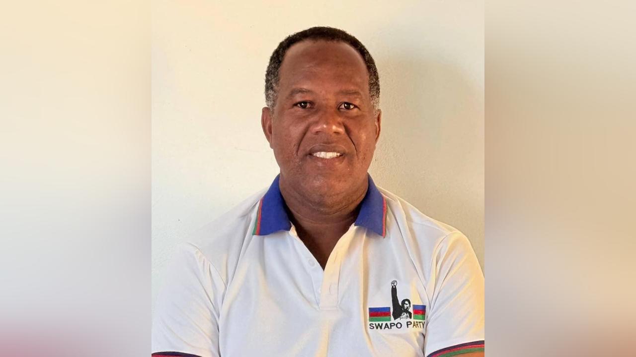 Katjiuanjo pledges development for Kalahari Katjiuanjo pledges development for Kalahari
