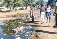 Five Rand residents ‘unhappy’ to vote Five Rand residents ‘unhappy’ to vote