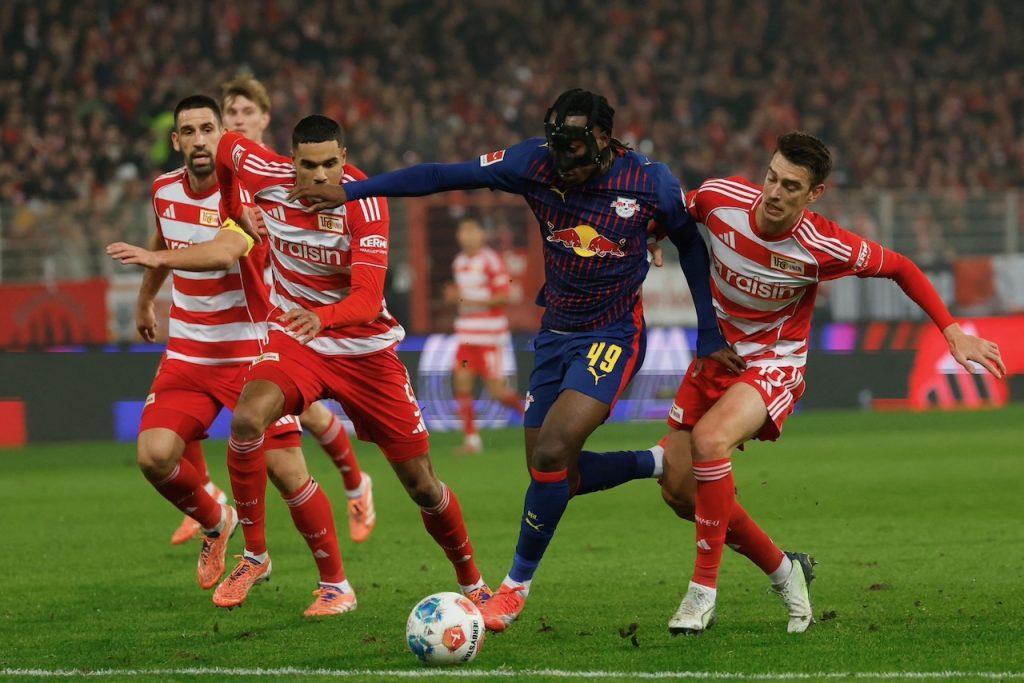 Union Climbs in Bundesliga by Sinking Leipzig Union Climbs in Bundesliga by Sinking Leipzig