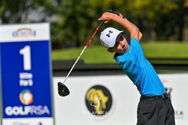 Veteran golfer Nawanga showers junior player with praise Veteran golfer Nawanga showers junior player with praise