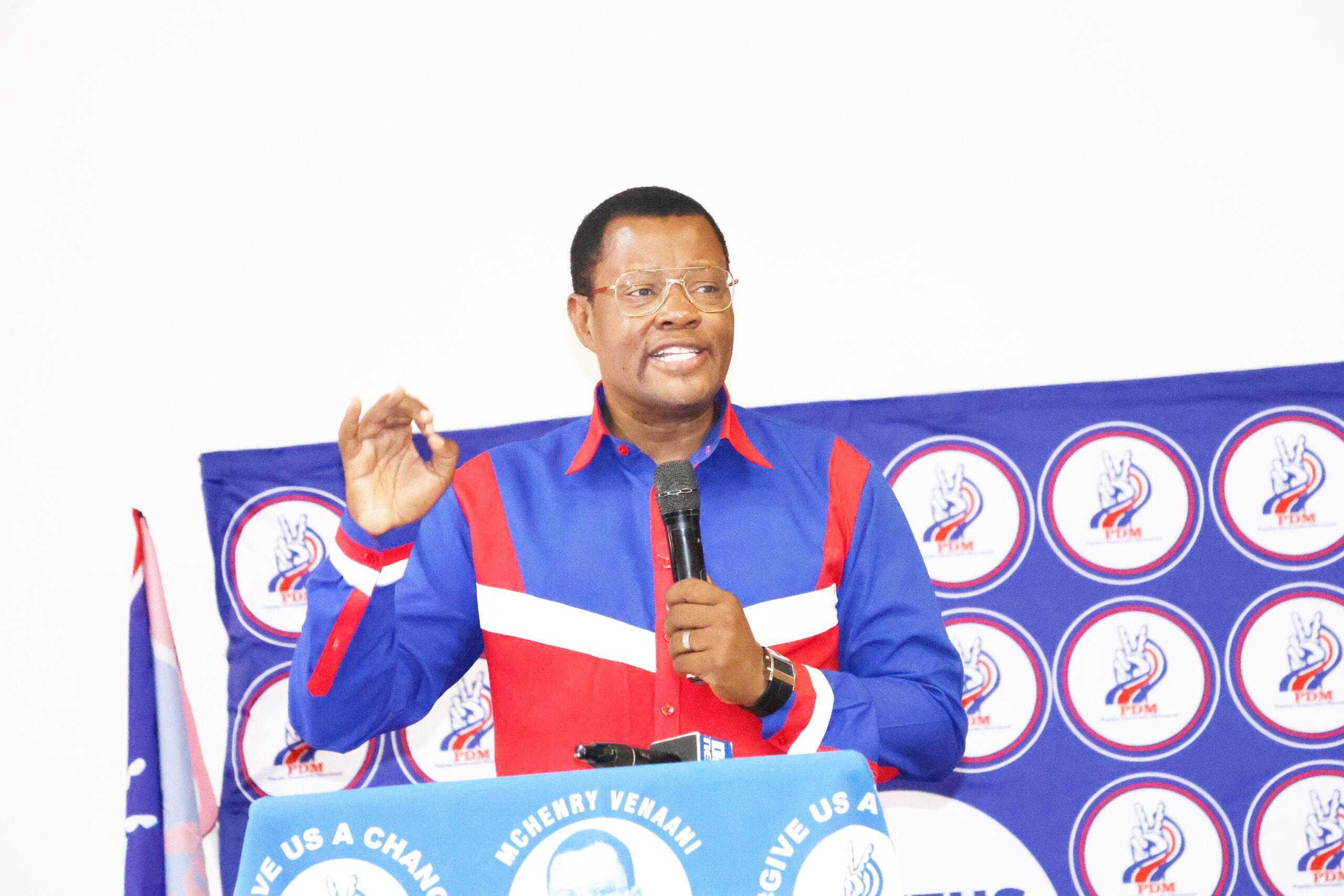 Venaani bashes media organisations Venaani bashes media organisations