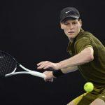 Sinner Defeats Bonzi in Madrid Open Record Quest Sinner Defeats Bonzi in Madrid Open Record Quest