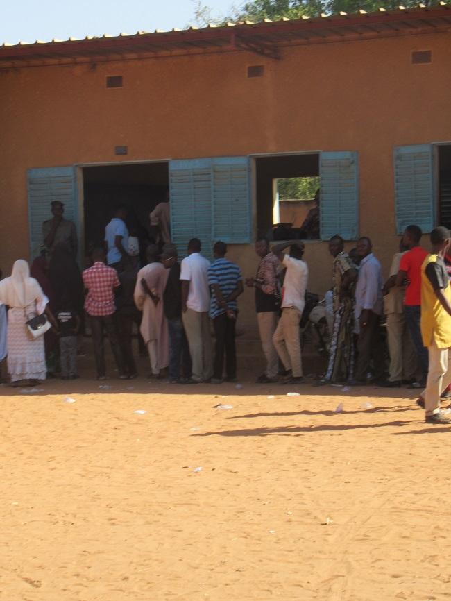 Clôture du scrutin pour les locales au Niger : environ 7,4 millions d’électeurs ont voté pour renouveler les conseils locaux Clôture du scrutin pour les locales au Niger : environ 7,4 millions d’électeurs ont voté pour renouveler les conseils locaux