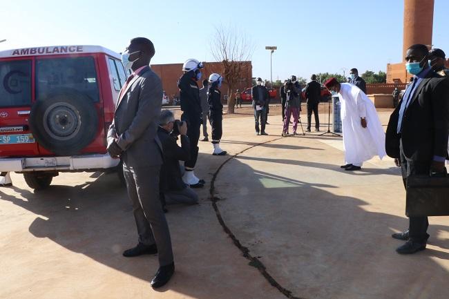 Décès du Gouverneur de la Région de Niamey : Le Président de la République prend part à la levée du corps Décès du Gouverneur de la Région de Niamey : Le Président de la République prend part à la levée du corps