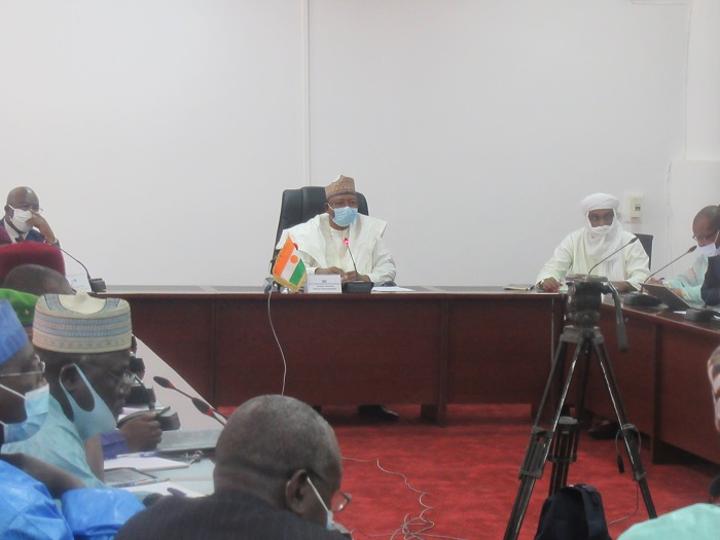 Redynamiser l’Administration au Niger : Le Chef du Gouvernement échange avec les Secrétaires Généraux des Ministères Redynamiser l’Administration au Niger : Le Chef du Gouvernement échange avec les Secrétaires Généraux des Ministères