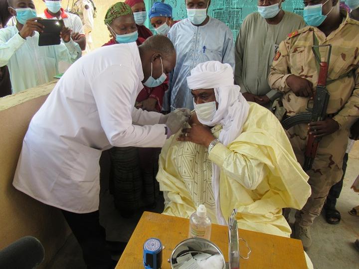 Diffa : Le Gouverneur de la région procède au lancement de la deuxième campagne de vaccination contre la COVID-19 Diffa : Le Gouverneur de la région procède au lancement de la deuxième campagne de vaccination contre la COVID-19