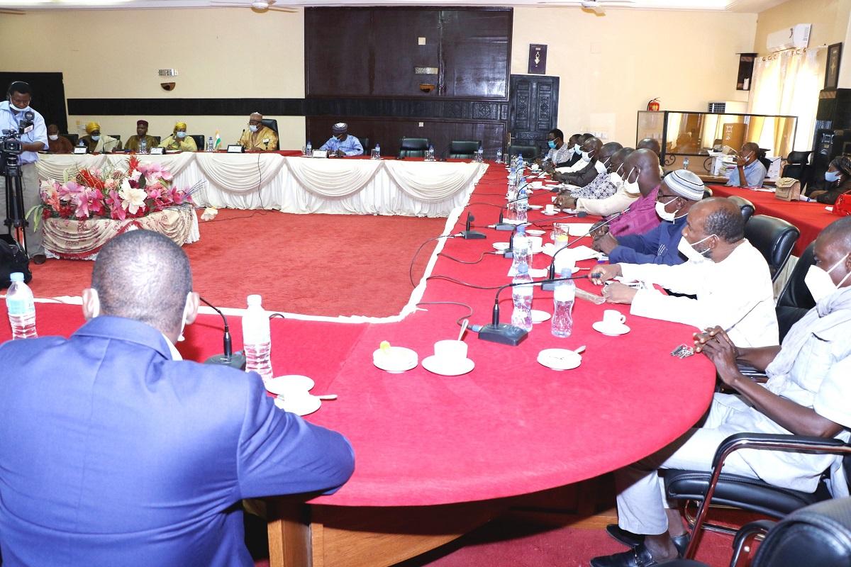 Le Premier Ministre rencontre les Représentants des Centrales Syndicales du Niger Le Premier Ministre rencontre les Représentants des Centrales Syndicales du Niger