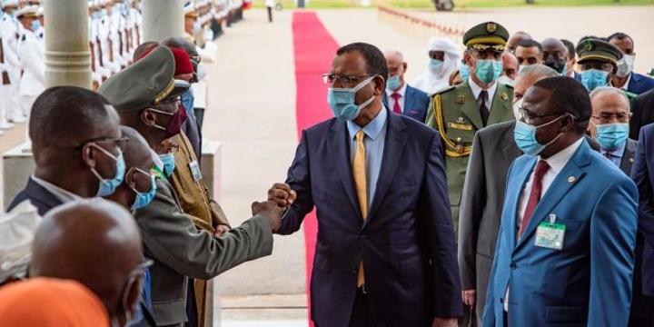 Niger-Algérie : Bazoum à Alger pour parler de l’après-Barkhane Niger-Algérie : Bazoum à Alger pour parler de l’après-Barkhane