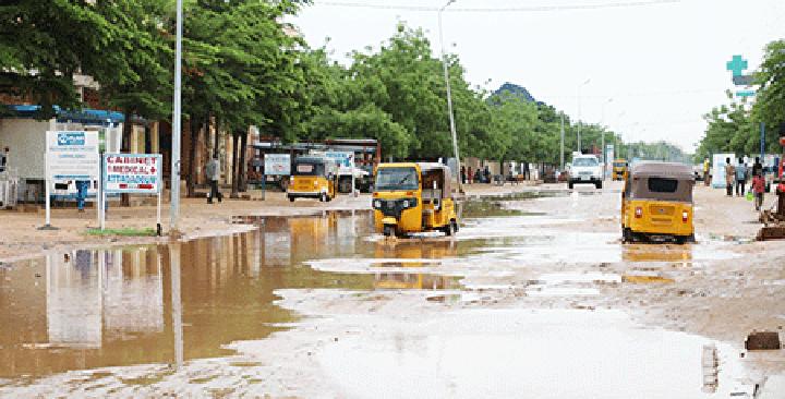 Croissance urbaine à Maradi : Entre insalubrité et manque d’éclairage public Croissance urbaine à Maradi : Entre insalubrité et manque d’éclairage public