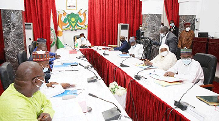 Le Chef de l’Etat préside la réunion du Conseil Supérieur de la Magistrature : Volonté politique d’améliorer les performances du système judiciaire Le Chef de l’Etat préside la réunion du Conseil Supérieur de la Magistrature : Volonté politique d’améliorer les performances du système judiciaire