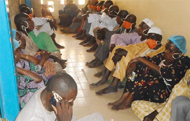 Campagne de chirurgie de cataracte au profit des personnes âgées dans la région de Dosso : Objectif : consulter 3000 personnes et en opérer 500 Campagne de chirurgie de cataracte au profit des personnes âgées dans la région de Dosso : Objectif : consulter 3000 personnes et en opérer 500