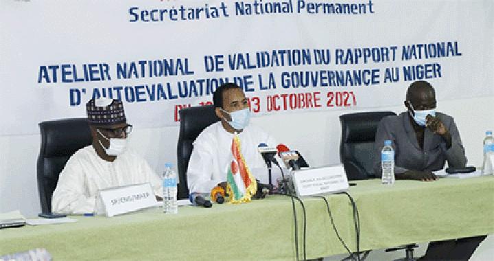 Atelier technique de validation du Rapport National d’Autoévaluation de la Gouvernance au Niger : Les participants invités à examiner les documents dans un état d’esprit constructif Atelier technique de validation du Rapport National d’Autoévaluation de la Gouvernance au Niger : Les participants invités à examiner les documents dans un état d’esprit constructif