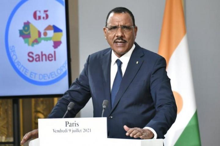 Niger : Alkache Alhada limogé par le Président Bazoum après le blocus d'un convoi français Niger : Alkache Alhada limogé par le Président Bazoum après le blocus d'un convoi français