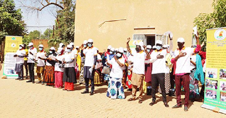 Prestation de serment à l’Agence Nigérienne de Volontariat pour le Développement : De nouveaux volontaires, bientôt déployés dans les structures de santé Prestation de serment à l’Agence Nigérienne de Volontariat pour le Développement : De nouveaux volontaires, bientôt déployés dans les structures de santé