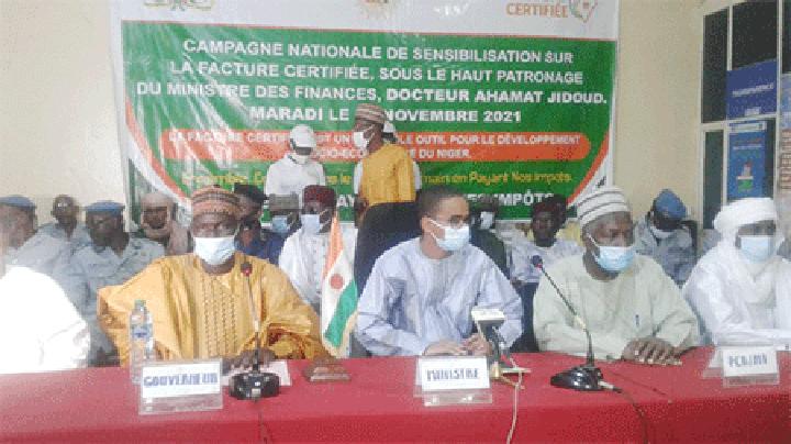 Maradi/Reforme de la Facture certifiée : Le ministre des Finances lance la campagne nationale de sensibilisation Maradi/Reforme de la Facture certifiée : Le ministre des Finances lance la campagne nationale de sensibilisation