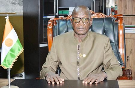 M. Oumarou Dogari, Député-Maire, Président Du Conseil De Ville De Niamey : « Le Vaste Programme Envisagé Est Très Ambitieux Et Vise Un Développement Cohérent, Harmonieux De Toute La Ville De Niamey » M. Oumarou Dogari, Député-Maire, Président Du Conseil De Ville De Niamey : « Le Vaste Programme Envisagé Est Très Ambitieux Et Vise Un Développement Cohérent, Harmonieux De Toute La Ville De Niamey »