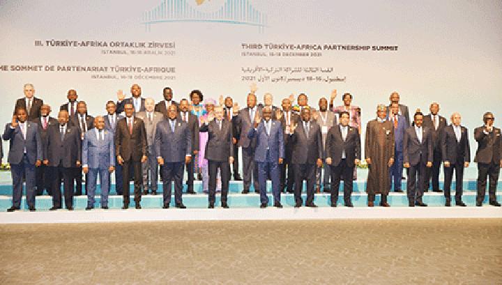 3ème Sommet de partenariat Turquie- Afrique, à Istanbul (Turquie) : SEM. Ouhoumoudou Mahamadou salue la dynamique de renforcement de la coopération entre le Niger et la Turquie 3ème Sommet de partenariat Turquie- Afrique, à Istanbul (Turquie) : SEM. Ouhoumoudou Mahamadou salue la dynamique de renforcement de la coopération entre le Niger et la Turquie