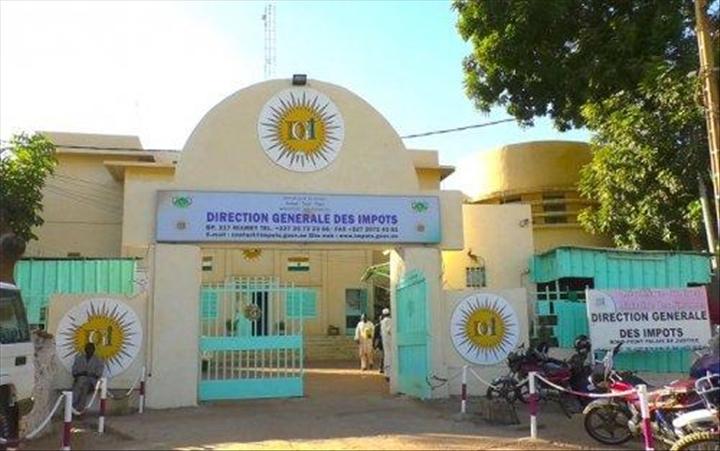 Dosso : Début de la campagne nationale de sensibilisation et de vulgarisation sur la réforme de la facture certifiée Dosso : Début de la campagne nationale de sensibilisation et de vulgarisation sur la réforme de la facture certifiée