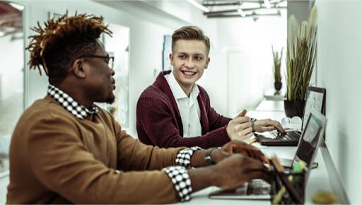 Emploi : les 6 plus grandes leçons sur le travail en 2021 Emploi : les 6 plus grandes leçons sur le travail en 2021