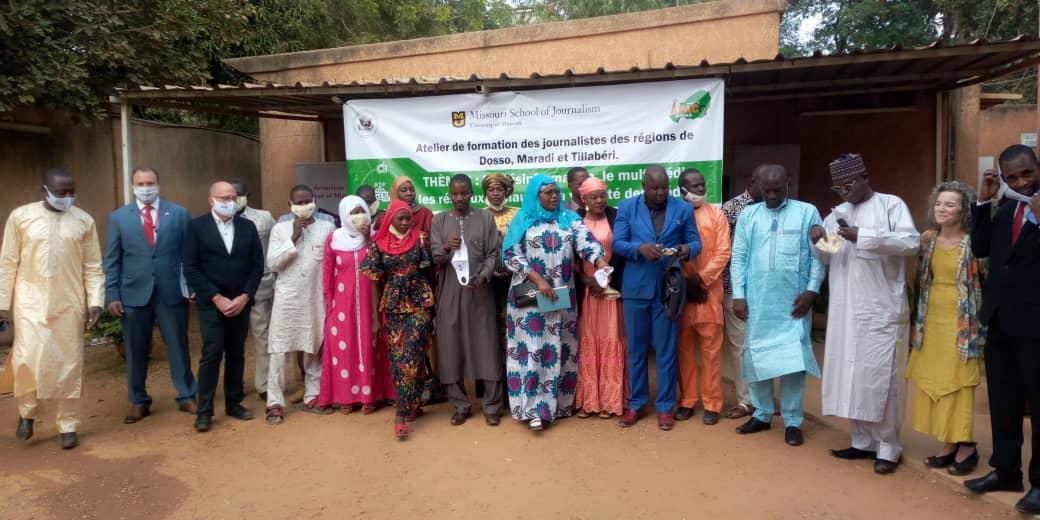 Niamey : Ouverture d’un atelier sur le thème de «La désinformation, le multimédia, les réseaux sociaux et la viabilité des médias » Niamey : Ouverture d’un atelier sur le thème de «La désinformation, le multimédia, les réseaux sociaux et la viabilité des médias »