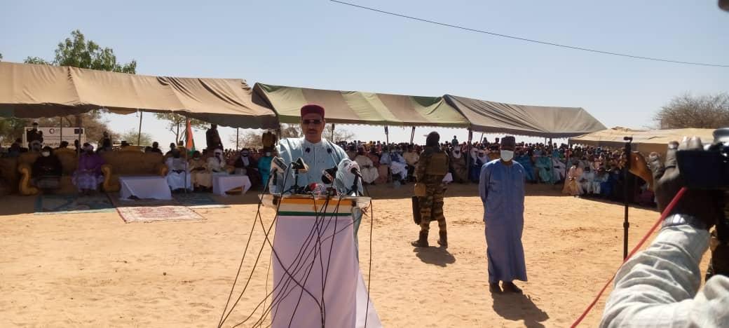 Région de Tahoua : Le Président Bazoum exprime sa solidarité, son soutien, et l'engagement de la Nation aux populations de Tebaram Région de Tahoua : Le Président Bazoum exprime sa solidarité, son soutien, et l'engagement de la Nation aux populations de Tebaram