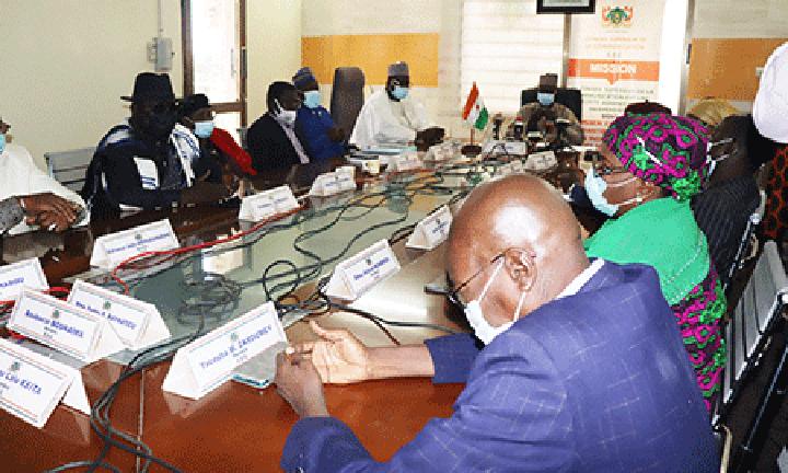 Ouverture de la session ordinaire du Conseil Supérieur de la Communication : Plusieurs points à l’agenda des travaux dont l’examen du rapport relatif à la révision du projet de loi sur les médias électroniques Ouverture de la session ordinaire du Conseil Supérieur de la Communication : Plusieurs points à l’agenda des travaux dont l’examen du rapport relatif à la révision du projet de loi sur les médias électroniques