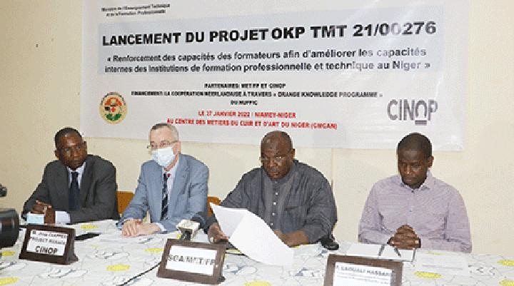 Lancement du Projet « Renforcement des capacités des formateurs dans le domaine des métiers agricoles au Niger : Pour une amélioration des capacités internes des Institutions de formation professionnelle et technique Lancement du Projet « Renforcement des capacités des formateurs dans le domaine des métiers agricoles au Niger : Pour une amélioration des capacités internes des Institutions de formation professionnelle et technique