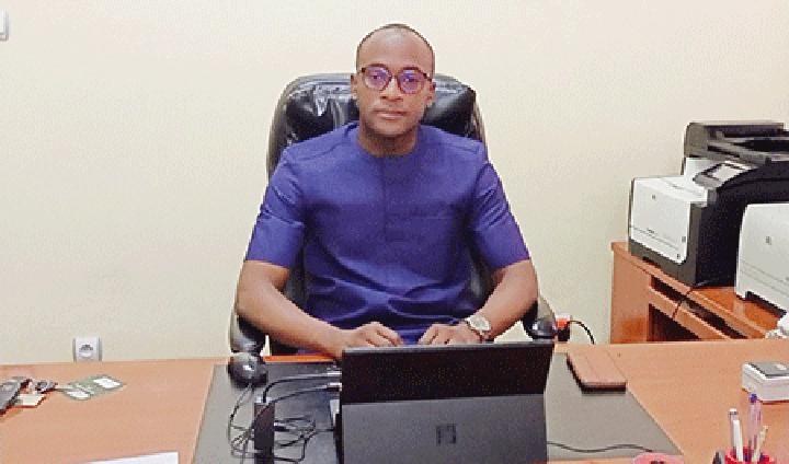 M. Zakari Oumarou Abdoul-Kader, Directeur Général de l’Agence Nigérienne de Normalisation, de Métrologie et de Certification (ANMC) : « Le droit d’usage du logo de conformité est octroyé uniquement aux produits locaux et importés qui sont vérifiés conformes aux normes et règlements techniques en vigueur en République du Niger » M. Zakari Oumarou Abdoul-Kader, Directeur Général de l’Agence Nigérienne de Normalisation, de Métrologie et de Certification (ANMC) : « Le droit d’usage du logo de conformité est octroyé uniquement aux produits locaux et importés qui sont vérifiés conformes aux normes et règlements techniques en vigueur en République du Niger »