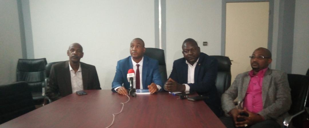 Mort d’un élève à Niamey : ‘’Je garantis qu’il n’y aura pas d’impunité, toutes les responsabilités seront situées et force restera à la loi’’ (Procureur de la Republique) Mort d’un élève à Niamey : ‘’Je garantis qu’il n’y aura pas d’impunité, toutes les responsabilités seront situées et force restera à la loi’’ (Procureur de la Republique)