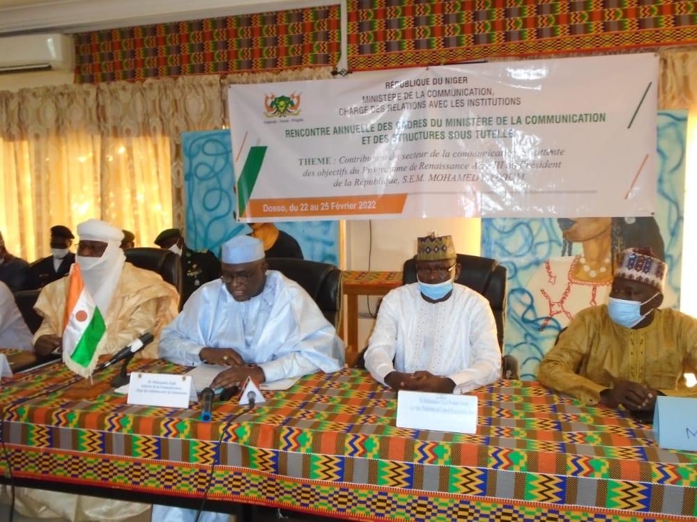 Réunion annuelle des cadres du ministère de la communication et des structures sous tutelle Réunion annuelle des cadres du ministère de la communication et des structures sous tutelle