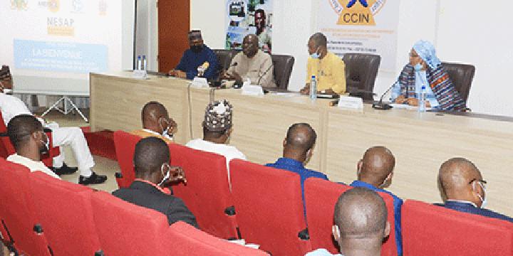 Rencontre Multi-Acteurs sur le Développement du Marché des Kits Solaires : Assurer la disponibilité des équipements de qualité et accroître le taux d’accès à l’électricité Rencontre Multi-Acteurs sur le Développement du Marché des Kits Solaires : Assurer la disponibilité des équipements de qualité et accroître le taux d’accès à l’électricité