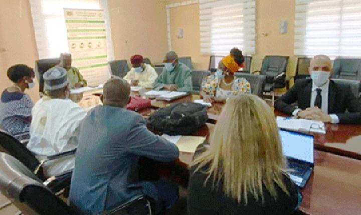 Mission de cadrage du programme SURGE « Renforcement et utilisation des groupes de riposte aux situations d’urgence au Niger » Mission de cadrage du programme SURGE « Renforcement et utilisation des groupes de riposte aux situations d’urgence au Niger »