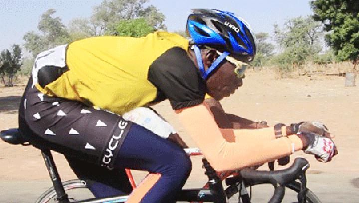 Mort tragique de deux cyclistes nigériens : Le champion Moustapha Oumarou et Issaka Ibrahim ont perdu la vie Mort tragique de deux cyclistes nigériens : Le champion Moustapha Oumarou et Issaka Ibrahim ont perdu la vie