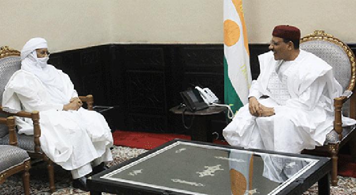 A la Présidence de la République : SE. Mohamed Bazoum reçoit le Secrétaire Exécutif de la CEN-SAD M. Brigi Rafini A la Présidence de la République : SE. Mohamed Bazoum reçoit le Secrétaire Exécutif de la CEN-SAD M. Brigi Rafini