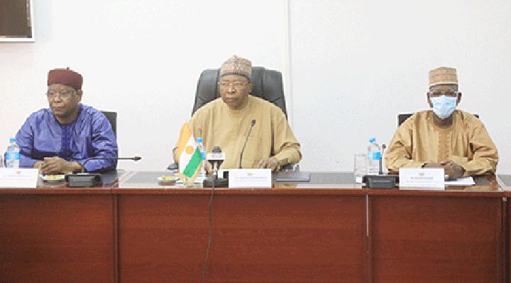 Installation de deux comités à la Primature : Pour rapatrier les nigériens expulsés de certains pays et lutter contre la mendicité Installation de deux comités à la Primature : Pour rapatrier les nigériens expulsés de certains pays et lutter contre la mendicité