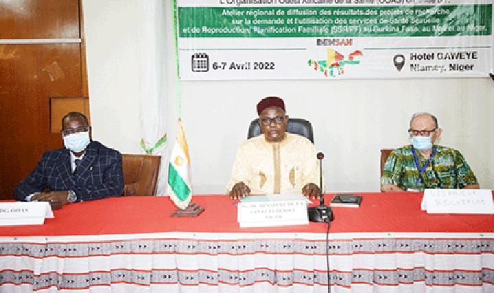 Atelier Régional de diffusion des résultats des projets de recherche et des monographies sur la SSR et la planification familiale : Pour l’amélioration de l’utilisation des services de SSR/PF dans les pays de la CEDEAO Atelier Régional de diffusion des résultats des projets de recherche et des monographies sur la SSR et la planification familiale : Pour l’amélioration de l’utilisation des services de SSR/PF dans les pays de la CEDEAO