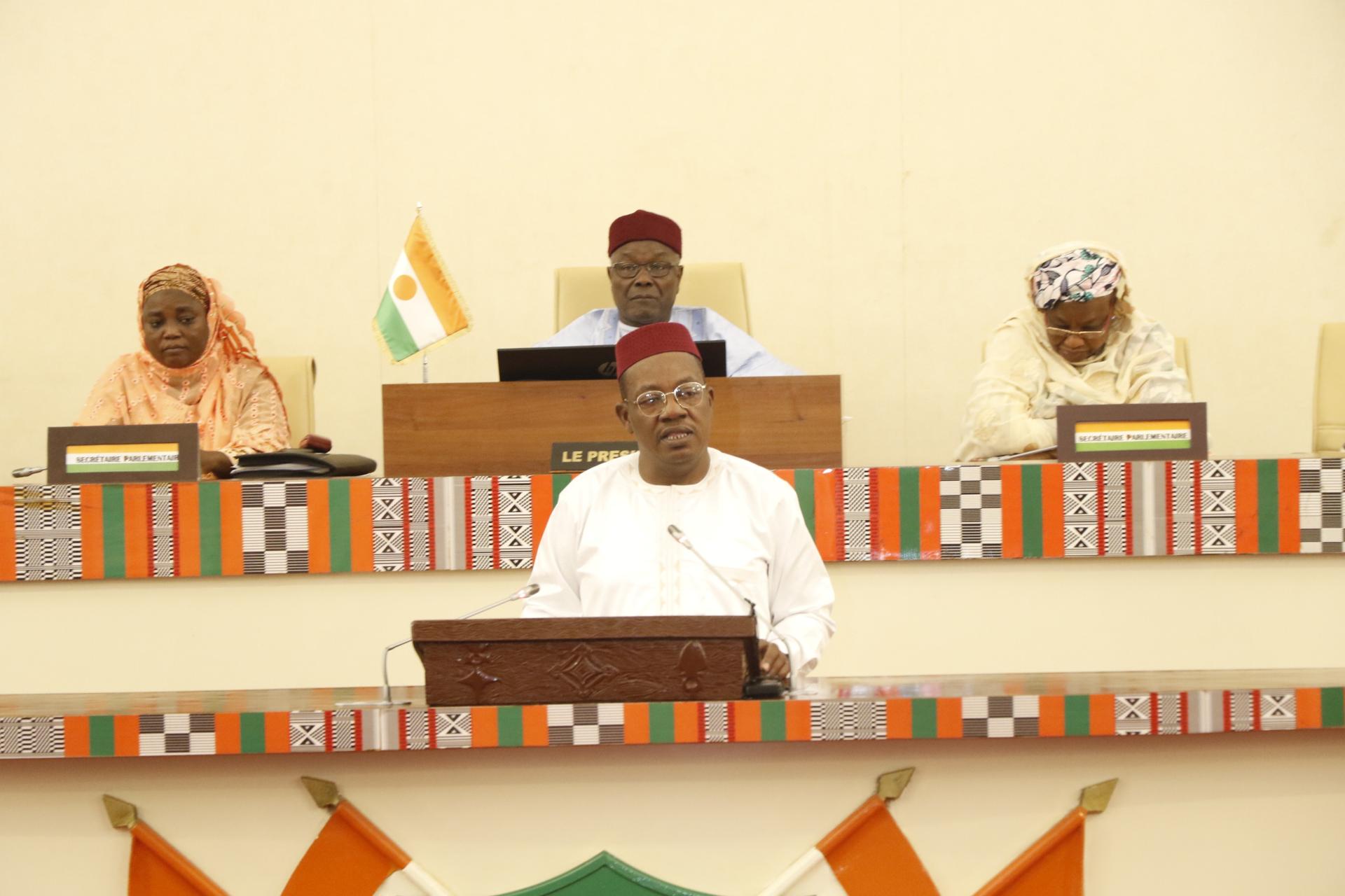 Assemblée Nationale : Les députés adoptent une série de projets de lois Assemblée Nationale : Les députés adoptent une série de projets de lois