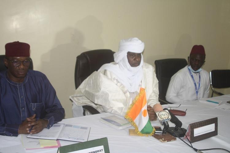 Réunion de cadre de concertation humanitaire avec les autorités, les agences du système des Nations Unies et les directions régionales de Diffa Réunion de cadre de concertation humanitaire avec les autorités, les agences du système des Nations Unies et les directions régionales de Diffa