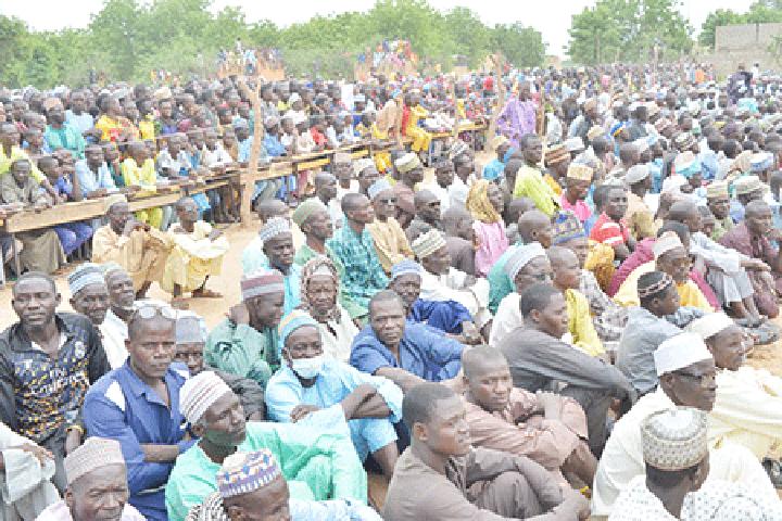 1er anniversaire du Président de la République au pouvoir : Une année d’espoir pour la majorité des citoyens 1er anniversaire du Président de la République au pouvoir : Une année d’espoir pour la majorité des citoyens