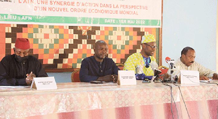 Déclaration de l’Alliance des Travailleurs du Niger (ATN) : L’ATN exige du gouvernement le respect de tous les protocoles d’accord signés avec les centrales syndicales Déclaration de l’Alliance des Travailleurs du Niger (ATN) : L’ATN exige du gouvernement le respect de tous les protocoles d’accord signés avec les centrales syndicales