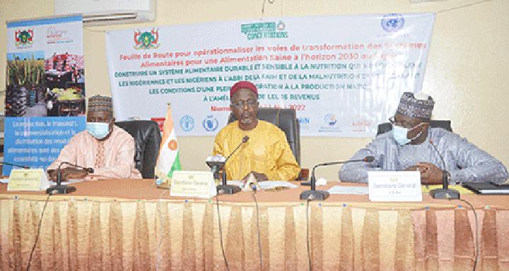 Atelier Régional de Partage de la Feuille de Route sur le Système Alimentaire au Niger : Pour des systèmes alimentaires durables, inclusifs, résilients et favorables à la nutrition Atelier Régional de Partage de la Feuille de Route sur le Système Alimentaire au Niger : Pour des systèmes alimentaires durables, inclusifs, résilients et favorables à la nutrition