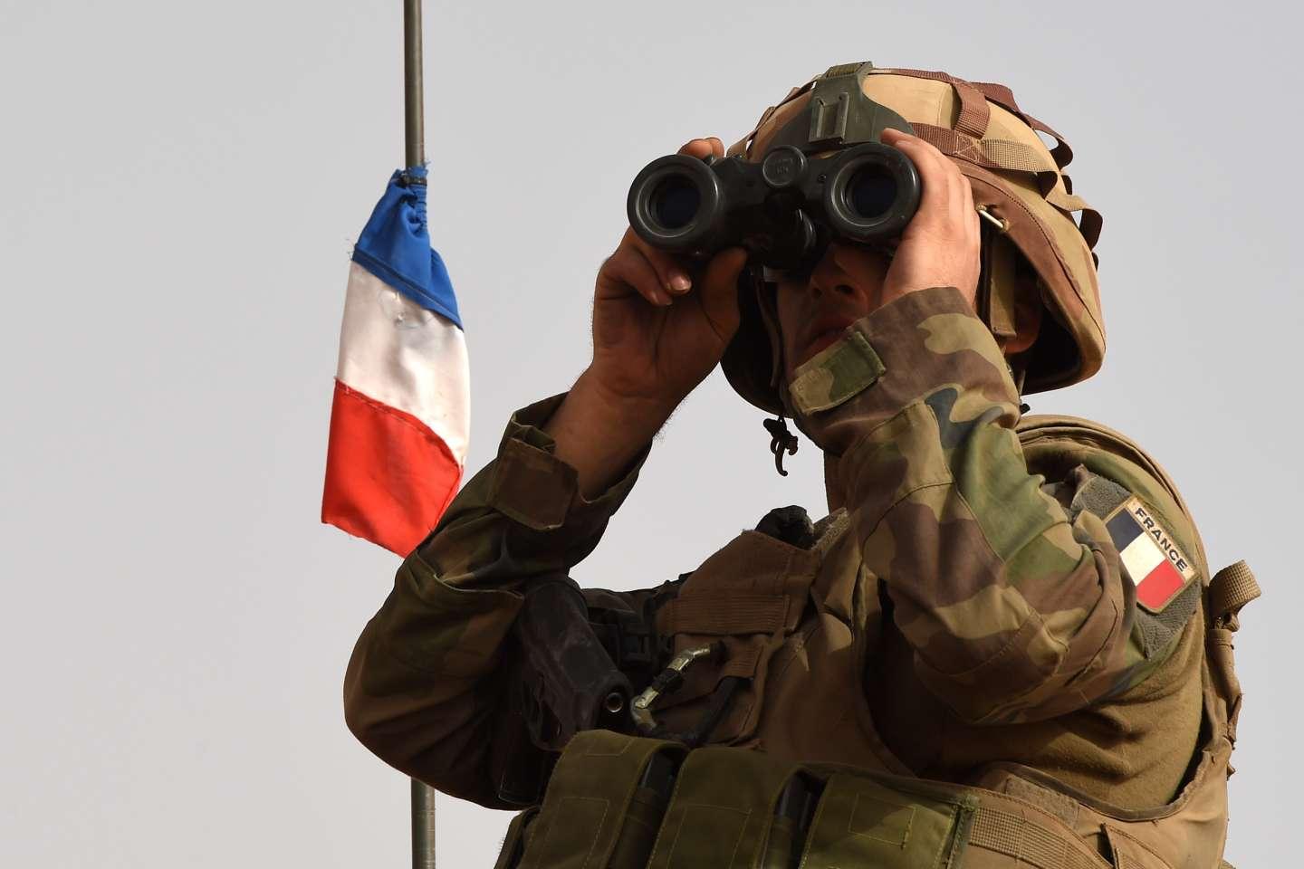 Convoi militaire français bloqué au Niger : les causes de la mort de trois manifestants restent inconnues Convoi militaire français bloqué au Niger : les causes de la mort de trois manifestants restent inconnues