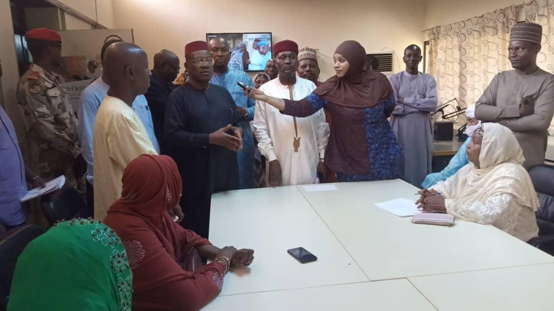 Niamey : Le Ministre de la communication à l’ORTN, au groupe Bonferey et au journal la Roue de l’Histoire Niamey : Le Ministre de la communication à l’ORTN, au groupe Bonferey et au journal la Roue de l’Histoire