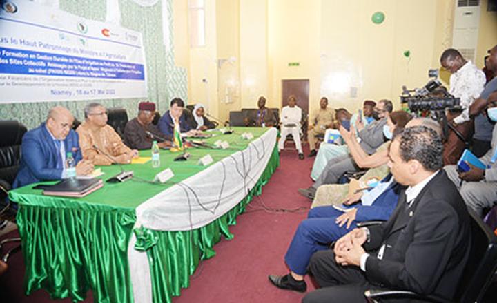 Atelier de formation des producteurs communautaires de la zone d’intervention du projet PARIIS Niger de la région de Tahoua : 70 producteurs et productrices formés sur la gestion de l’eau d’irrigation Atelier de formation des producteurs communautaires de la zone d’intervention du projet PARIIS Niger de la région de Tahoua : 70 producteurs et productrices formés sur la gestion de l’eau d’irrigation