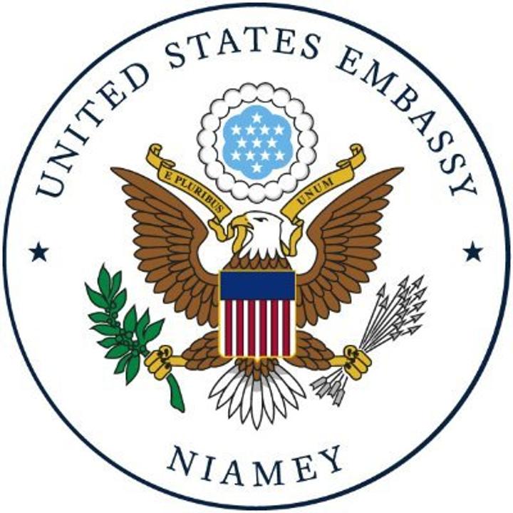 Journée nationale de la femme, édition 2022 : L’Ambassade des USA décerne le 1er prix de la nigérienne de l’année à Samira Ben Ousmane Journée nationale de la femme, édition 2022 : L’Ambassade des USA décerne le 1er prix de la nigérienne de l’année à Samira Ben Ousmane