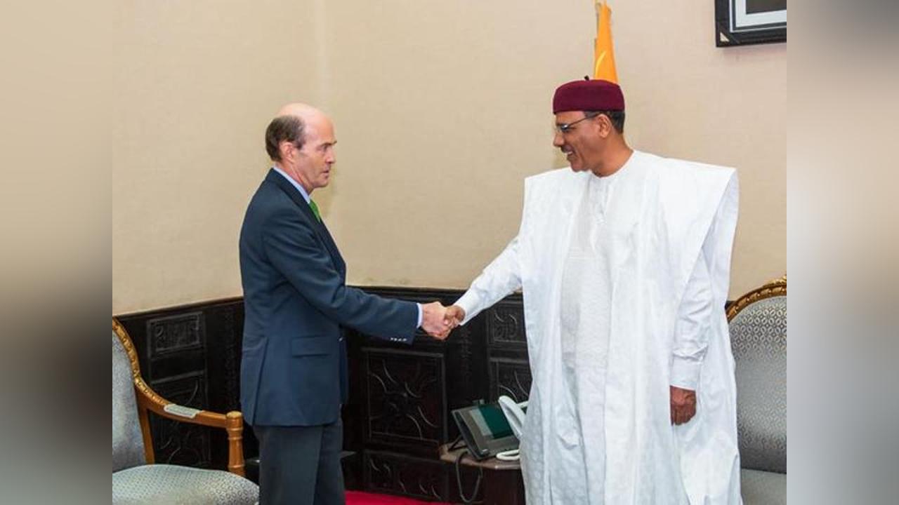 L’état de la coopération bilatérale au centre d’un entretien entre le Président Bazoum et l’Ambassadeur d’Allemagne au Niger L’état de la coopération bilatérale au centre d’un entretien entre le Président Bazoum et l’Ambassadeur d’Allemagne au Niger