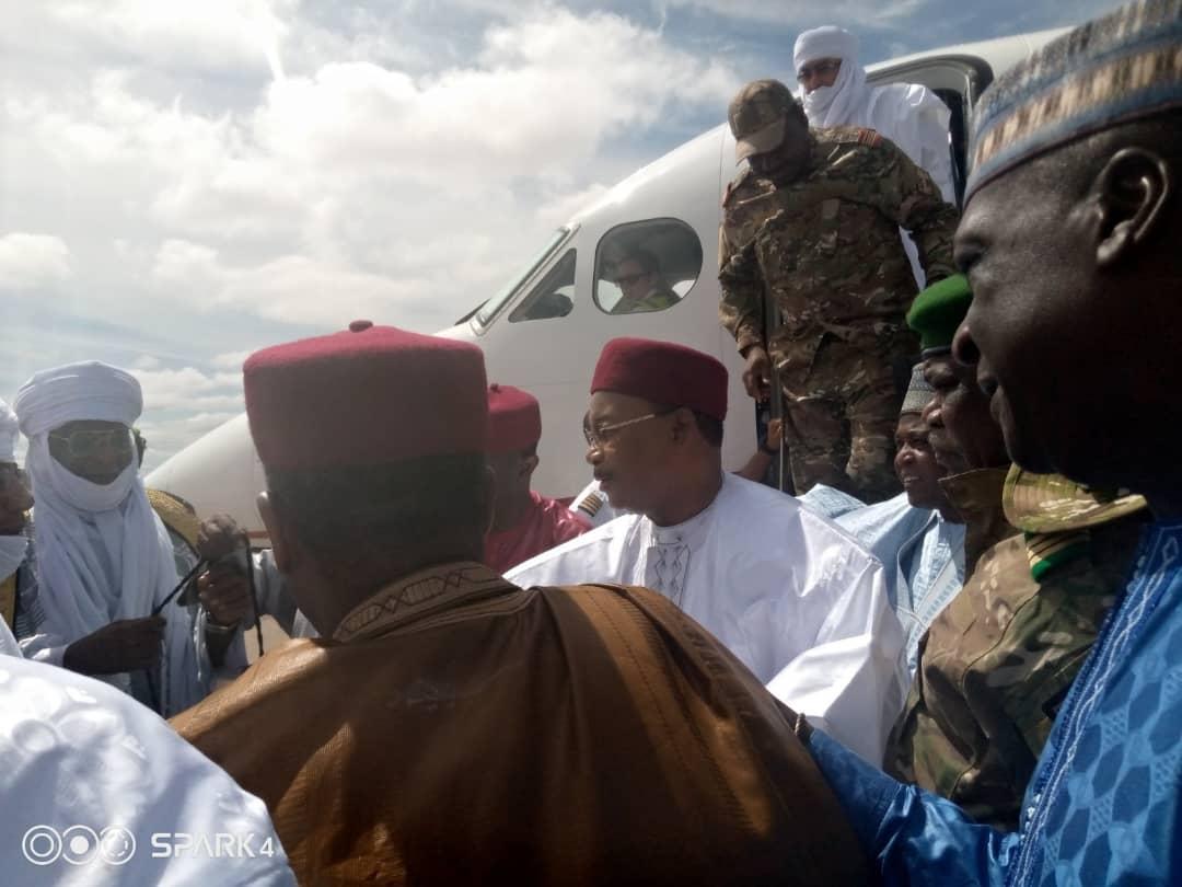 Arrivée à Tahoua de l'ancien Président de la République Issoufou Mahamadou, Président de la Fondation FIM Arrivée à Tahoua de l'ancien Président de la République Issoufou Mahamadou, Président de la Fondation FIM
