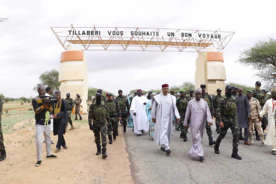 62ème anniversaire de l’indépendance : Le Président de la République, Mohamed Bazoum, hôte des populations de Tillabéri 62ème anniversaire de l’indépendance : Le Président de la République, Mohamed Bazoum, hôte des populations de Tillabéri