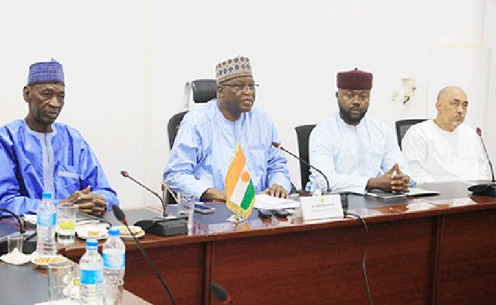 Réajustement du prix du gasoil : Le gouvernement envisage des mesures d’accompagnement afin de limiter les répercutions sur le marché national Réajustement du prix du gasoil : Le gouvernement envisage des mesures d’accompagnement afin de limiter les répercutions sur le marché national